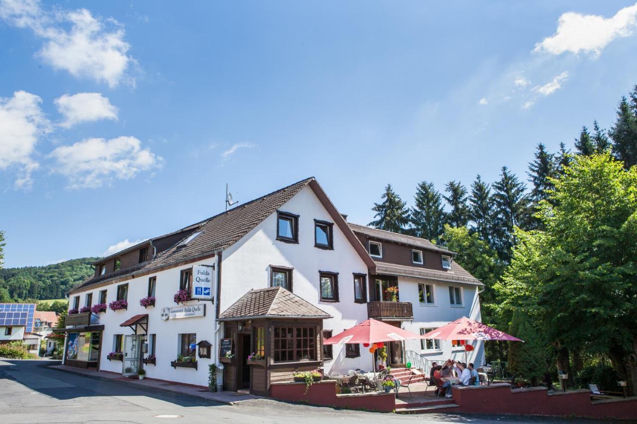 גרספלד Hotel Berghof Wasserkuppe & Gaestehaus Fuldaquelle מראה חיצוני תמונה