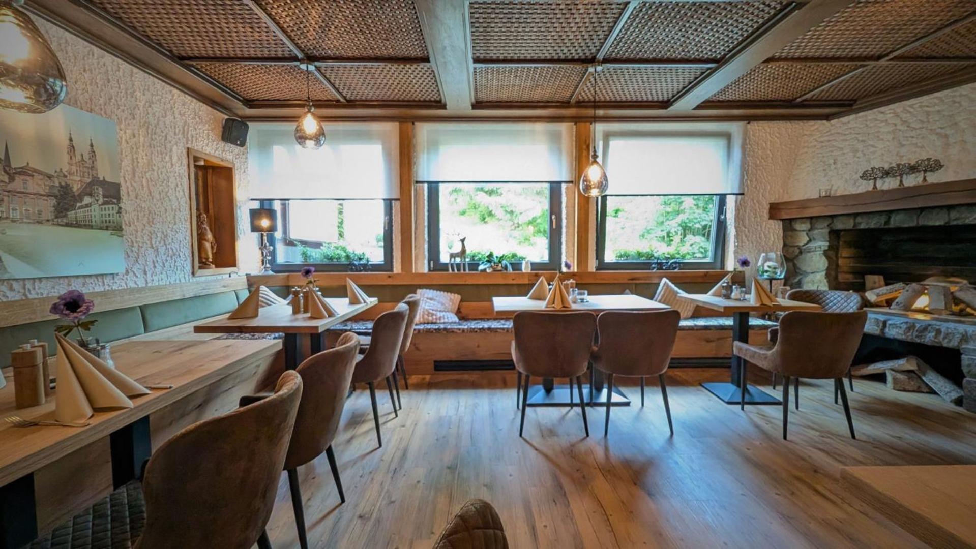 גרספלד Hotel Berghof Wasserkuppe & Gaestehaus Fuldaquelle מראה חיצוני תמונה