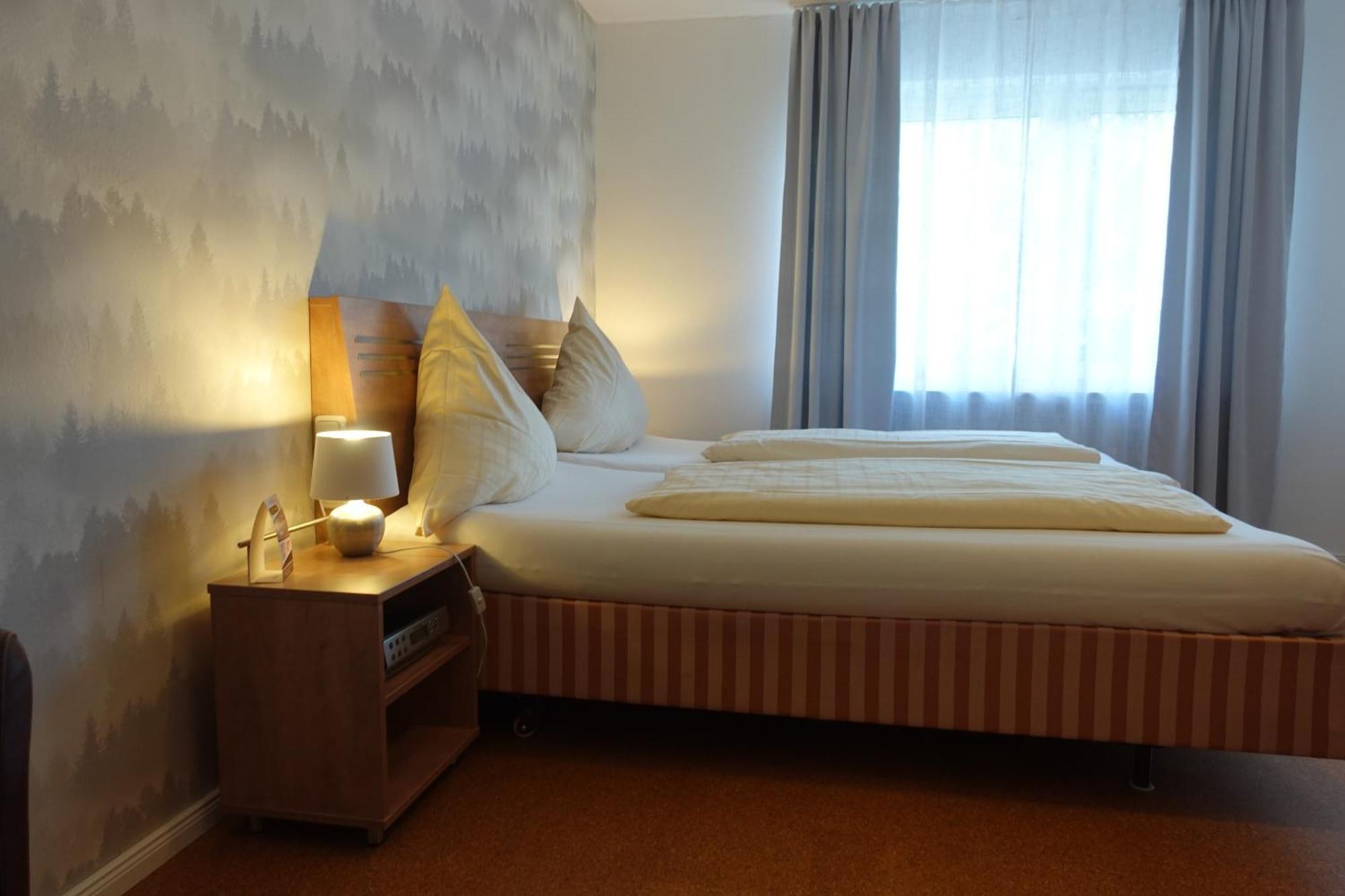 גרספלד Hotel Berghof Wasserkuppe & Gaestehaus Fuldaquelle חדר תמונה