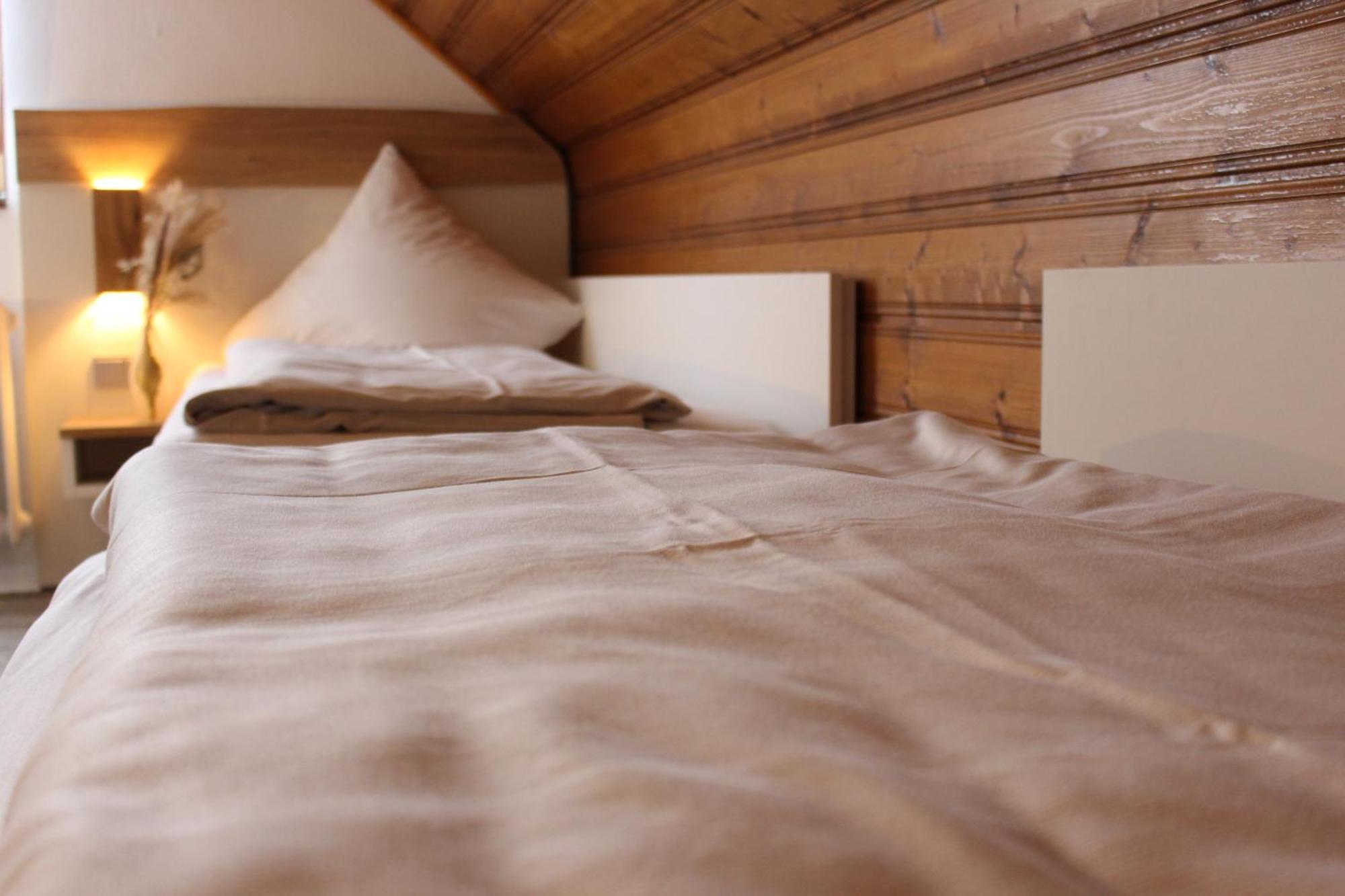 גרספלד Hotel Berghof Wasserkuppe & Gaestehaus Fuldaquelle חדר תמונה